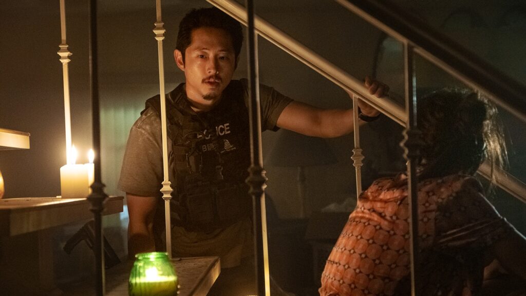 The Rip (Netflix) Steven Yeun