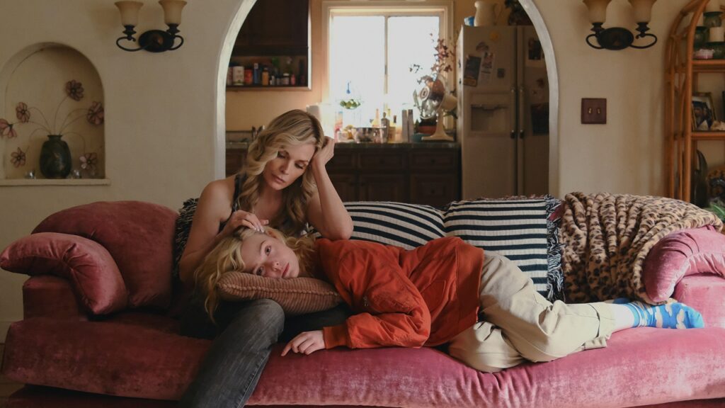Margo's Got Money Troubles (AppleTV) Michelle Pfeiffer Elle Fanning